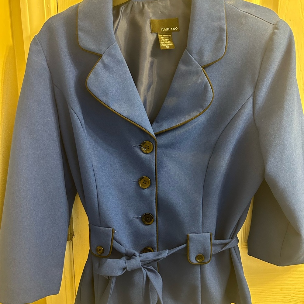 Milano Women's Blue Buttoned Blazer